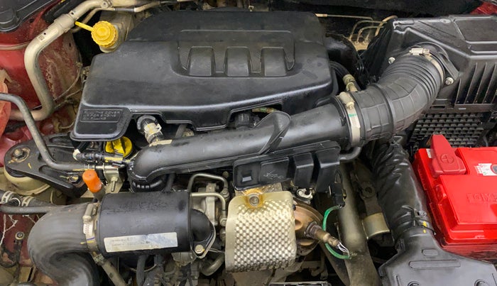 2021 Mahindra XUV300 W8 (O) 1.2 PETROL, Petrol, Manual, 1,10,613 km, Engine View