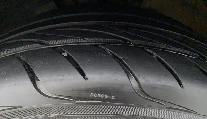 2017 Volkswagen Polo GT TSI 1.2 PETROL AT, Petrol, Automatic, 66,111 km, Right Rear Tyre Tread