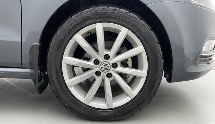 2017 Volkswagen Polo GT TSI 1.2 PETROL AT, Petrol, Automatic, 66,111 km, Right Front Wheel
