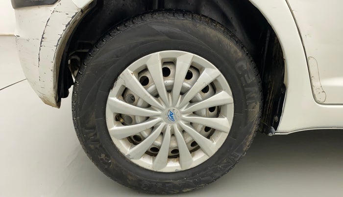 2011 Maruti Swift LXI, Petrol, Manual, 54,277 km, Right Rear Wheel