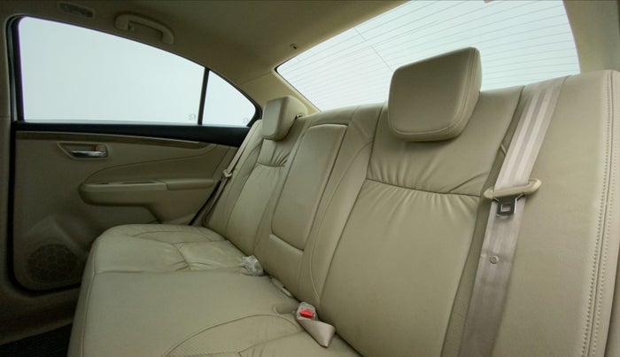 2022 Maruti Ciaz ALPHA  AT 1.5 SHVS PETROL, Petrol, Automatic, 7,536 km, Right Side Rear Door Cabin