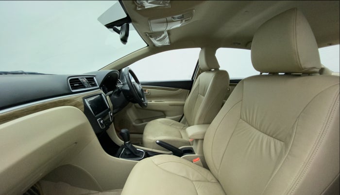 2022 Maruti Ciaz ALPHA  AT 1.5 SHVS PETROL, Petrol, Automatic, 7,536 km, Right Side Front Door Cabin