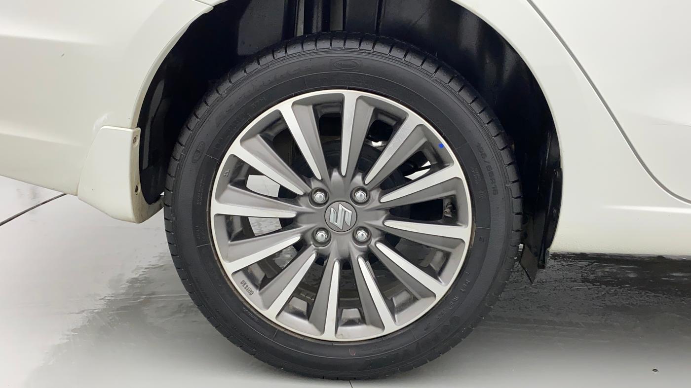 2022 Maruti Ciaz ALPHA  AT 1.5 SHVS PETROL, Petrol, Automatic, 7,536 km, Right Rear Wheel