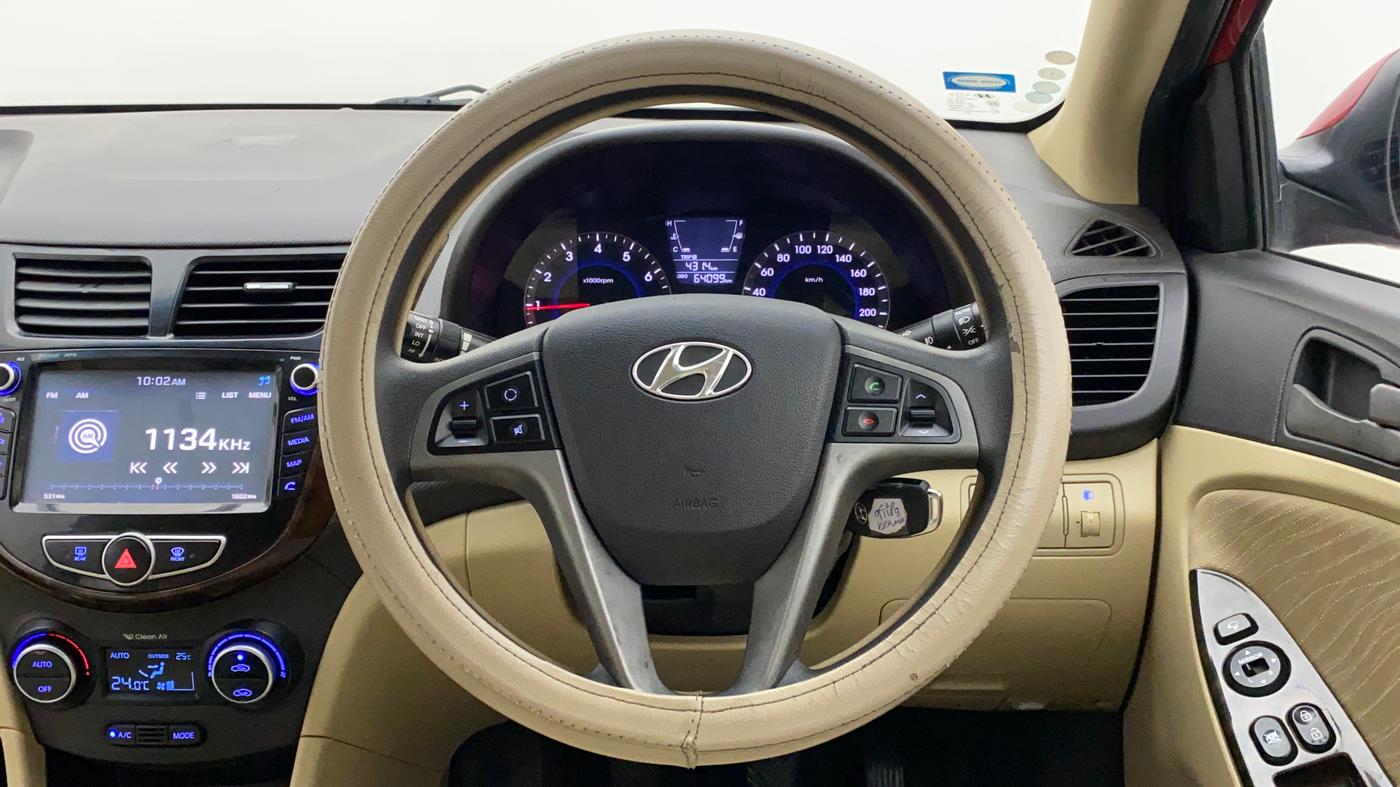 2016 Hyundai Verna FLUIDIC 4S 1.6 VTVT SX, Petrol, Manual, 64,164 km, Steering Wheel Close Up