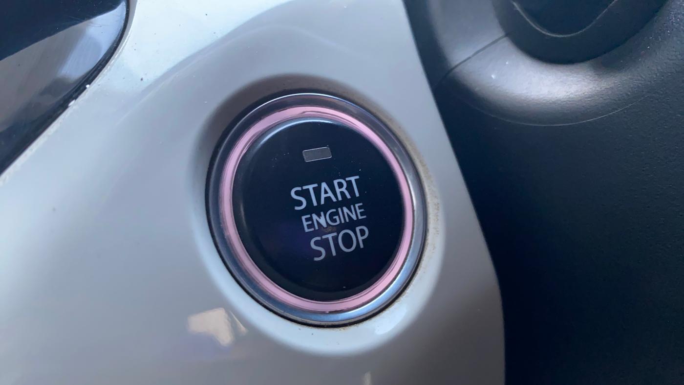 2020 Tata NEXON XZ PLUS PETROL, Petrol, Manual, 1,21,183 km, Keyless Start/ Stop Button