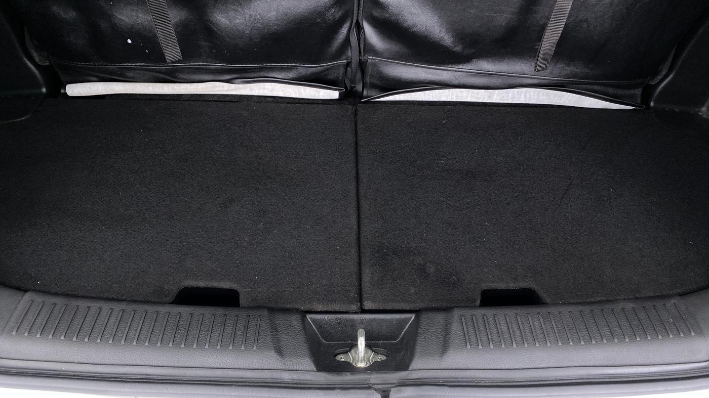 2020 Maruti XL6 ZETA SHVS, Petrol, Manual, 15,968 km, Boot Inside