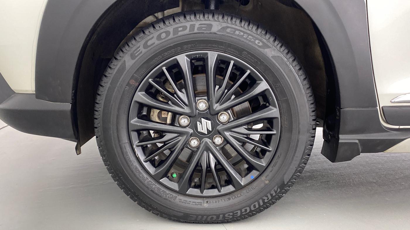 2020 Maruti XL6 ZETA SHVS, Petrol, Manual, 15,968 km, Left Front Wheel