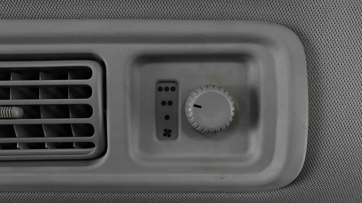 2020 Maruti XL6 ZETA SHVS, Petrol, Manual, 15,968 km, Rear AC Temperature Control