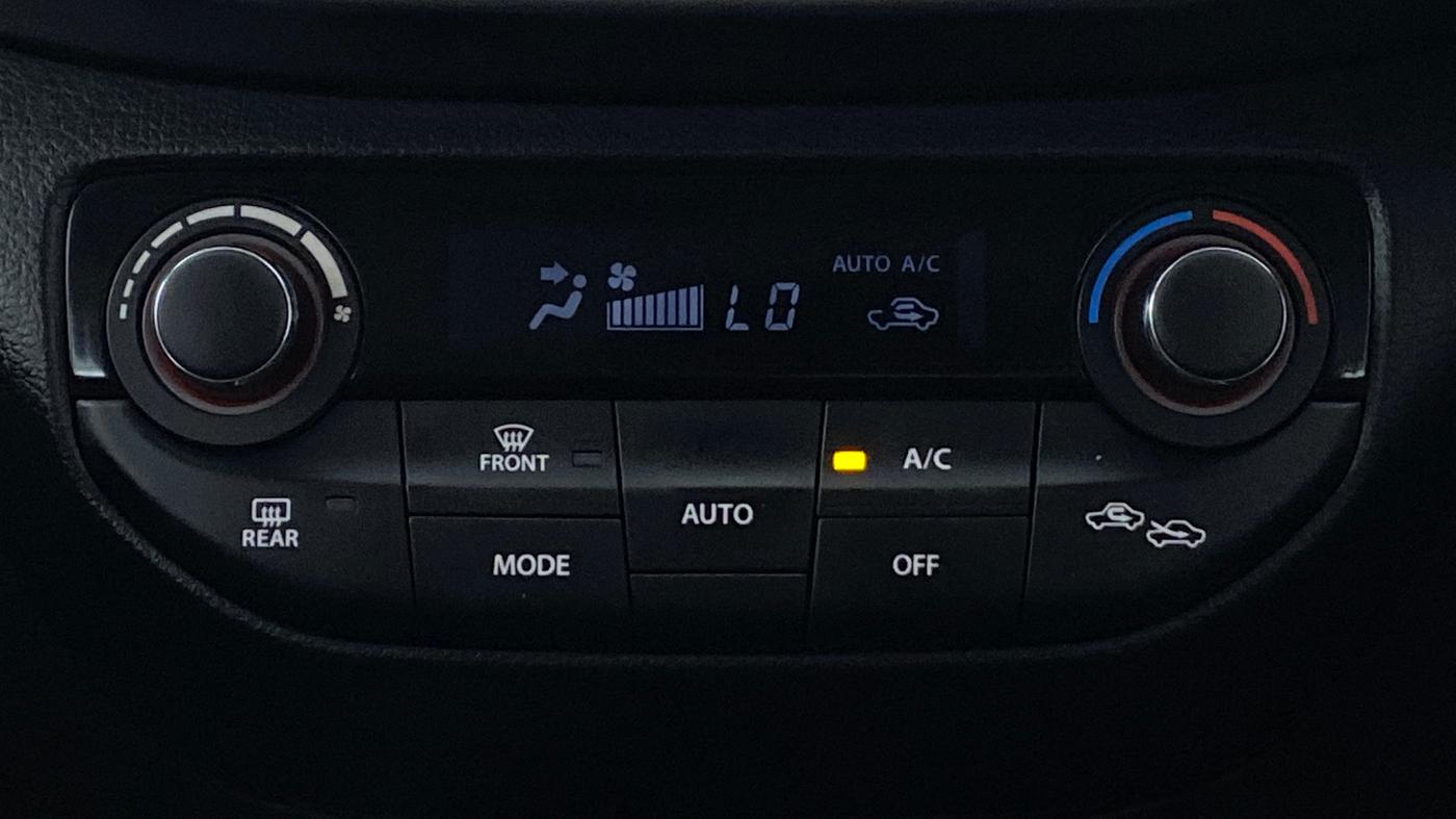 2020 Maruti XL6 ZETA SHVS, Petrol, Manual, 15,968 km, Automatic Climate Control