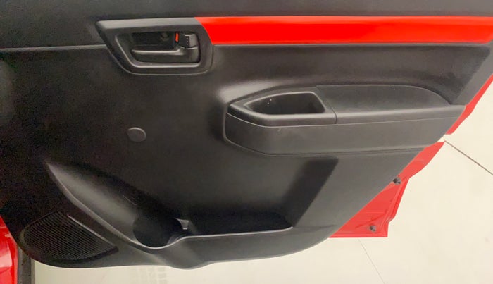 2020 Maruti S PRESSO LXI, Petrol, Manual, 28,094 km, Driver Side Door Panels Control