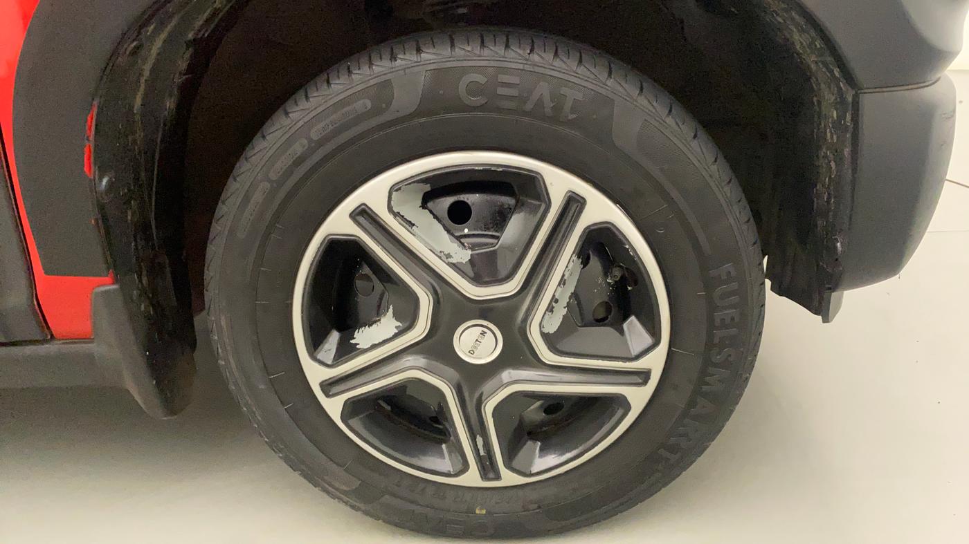 2020 Maruti S PRESSO LXI, Petrol, Manual, 28,094 km, Right Front Wheel