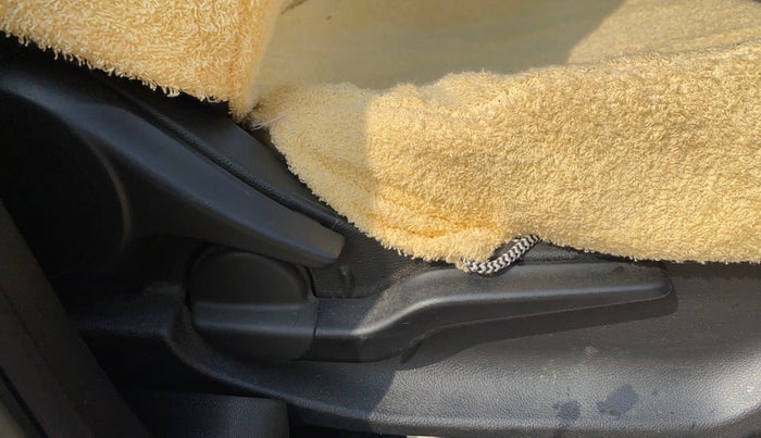 2020 Honda City 1.5L I-VTEC ZX, Petrol, Manual, 24,296 km, Driver Side Adjustment Panel