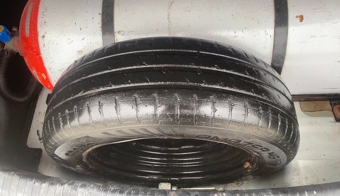 2016 Hyundai Grand i10 SPORTZ 1.2 KAPPA VTVT, CNG, Manual, 97,381 km, Spare Tyre