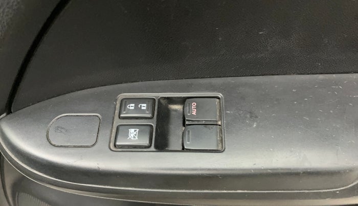 2019 Maruti Baleno SIGMA PETROL 1.2, Petrol, Manual, 95,031 km, Driver Side Door Panels Control