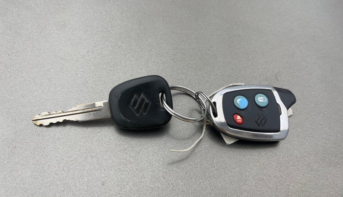 2019 Maruti Baleno SIGMA PETROL 1.2, Petrol, Manual, 95,031 km, Key Close Up