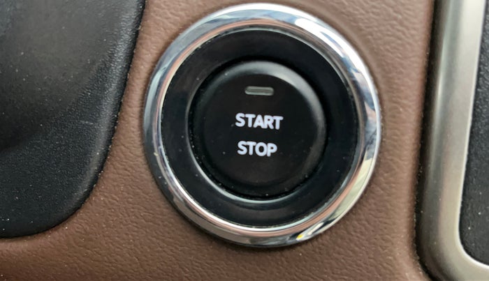 2022 Mahindra SCORPIO-N Z8 L PETROL AT 6 STR, Petrol, Automatic, 52,457 km, Keyless Start/ Stop Button