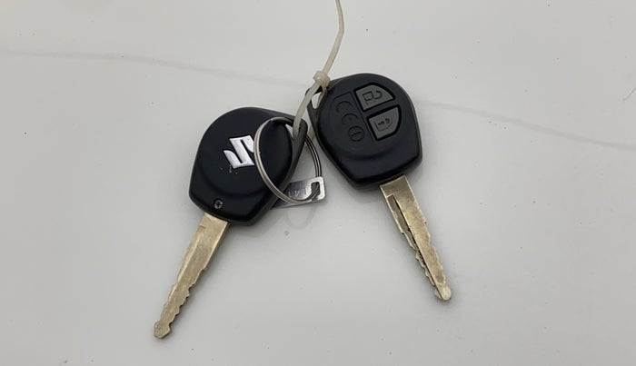 2019 Maruti Dzire VXI, Petrol, Manual, 77,551 km, Key Close Up