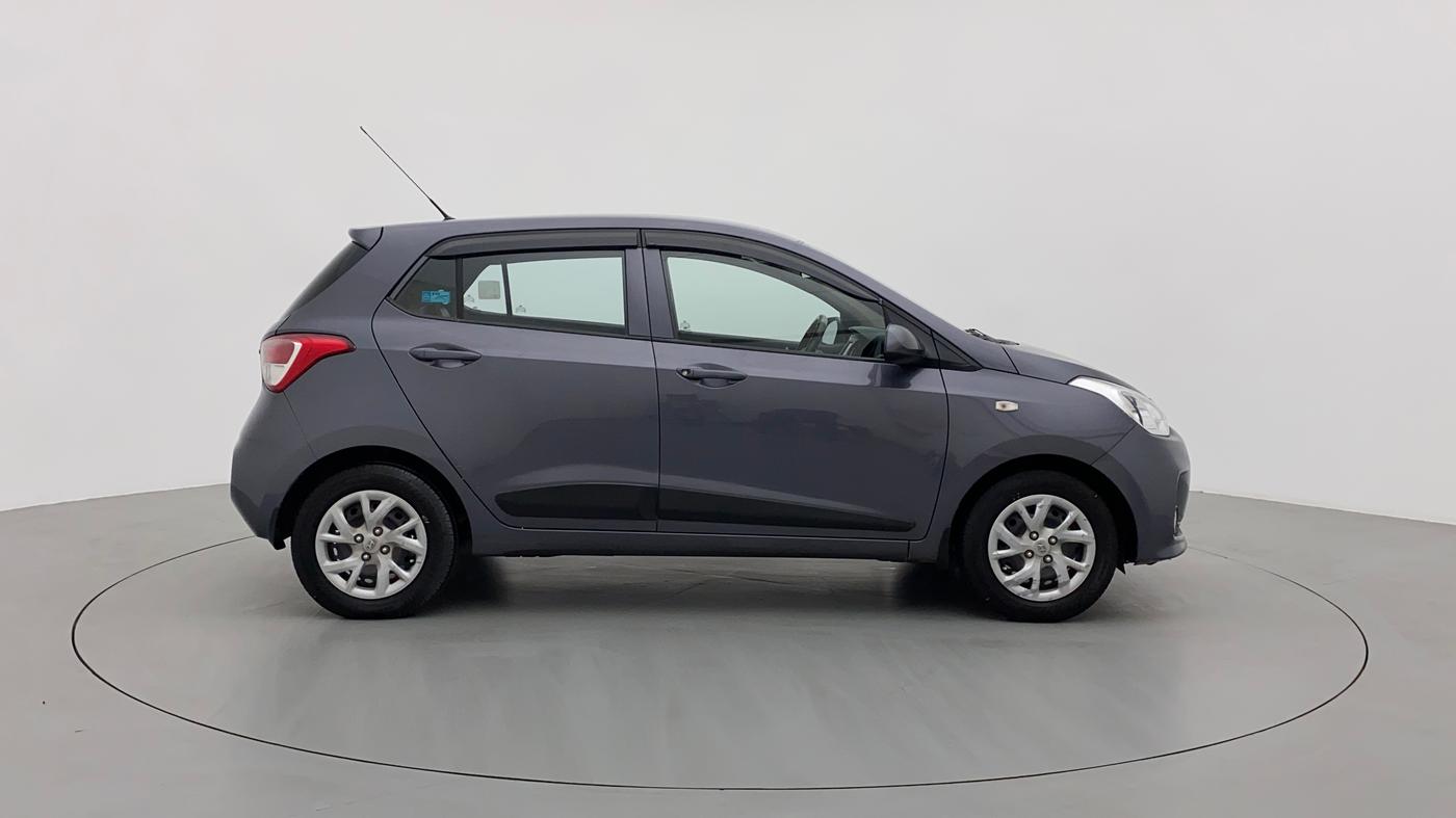 2017 Hyundai Grand i10 SPORTZ 1.2 KAPPA VTVT, Petrol, Manual, 57,258 km, Right Side View