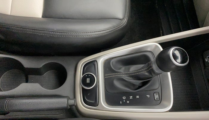 2022 Hyundai VENUE S (O) 1.0 Turbo Petrol DCT, Petrol, Automatic, 42,538 km, Gear Lever