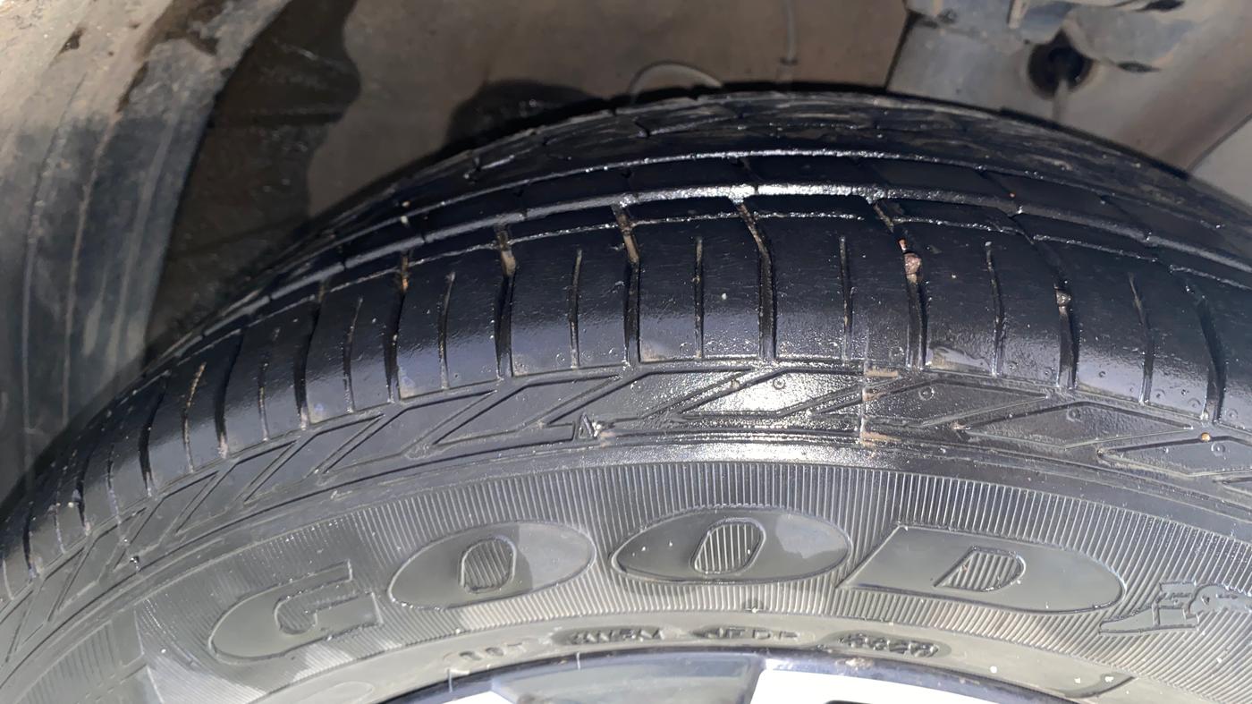 2024 Hyundai VENUE SX 1.5 CRDI, Diesel, Manual, 64,128 km, Right Front Tyre Tread