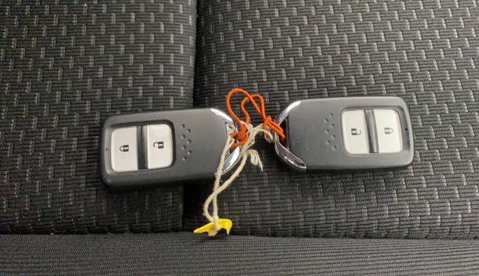 2018 Honda BR-V 1.5L I-VTEC V CVT, Petrol, Automatic, 47,984 km, Key Close Up