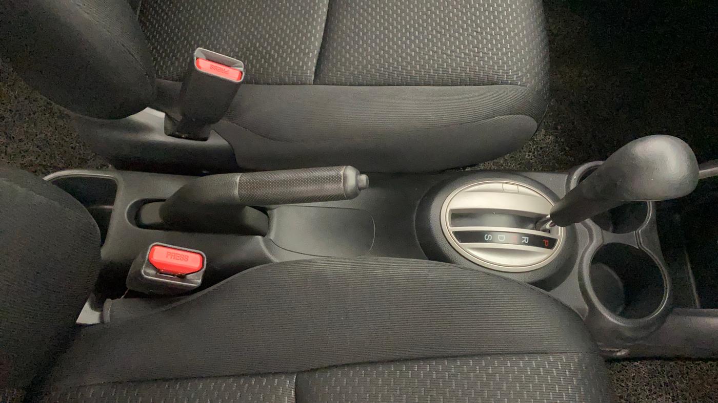 2018 Honda BR-V 1.5L I-VTEC V CVT, Petrol, Automatic, 47,984 km, Gear Lever