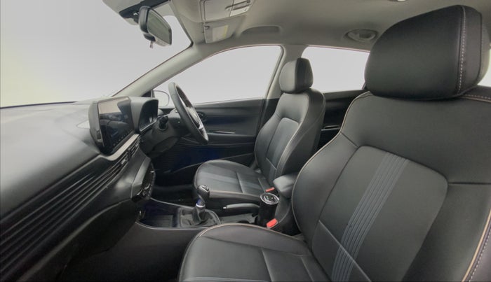 2021 Hyundai NEW I20 Asta 1.0 GDI Turbo IMT, Petrol, Manual, 28,086 km, Right Side Front Door Cabin