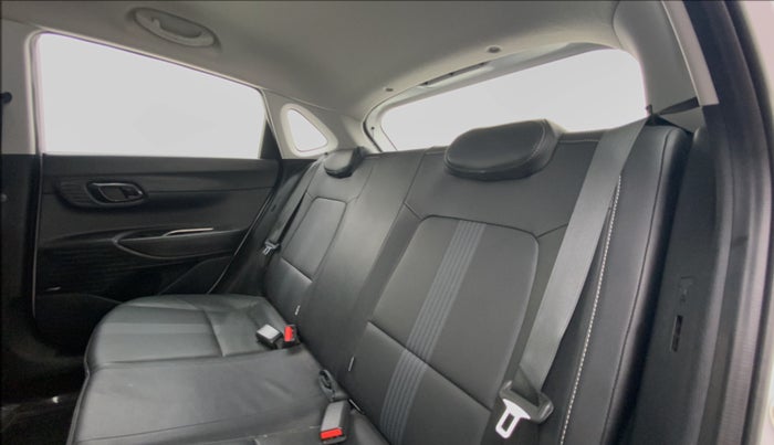 2021 Hyundai NEW I20 Asta 1.0 GDI Turbo IMT, Petrol, Manual, 28,086 km, Right Side Rear Door Cabin
