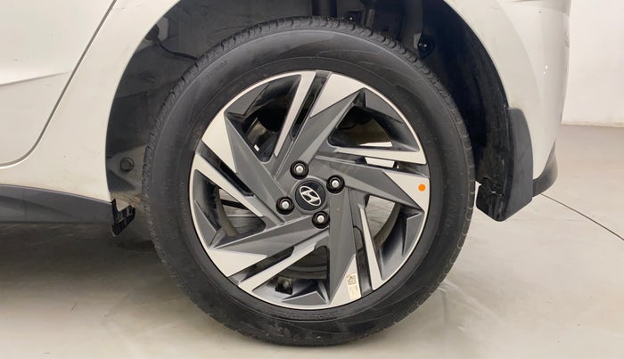 2021 Hyundai NEW I20 Asta 1.0 GDI Turbo IMT, Petrol, Manual, 28,086 km, Left Rear Wheel