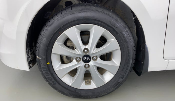 2015 Hyundai Verna FLUIDIC 1.6 CRDI S, Diesel, Manual, 47,361 km, Left Front Wheel
