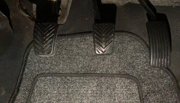 2014 Hyundai Eon ERA +, Petrol, Manual, 79,707 km, Pedals