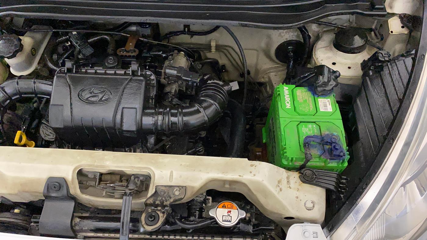 2014 Hyundai Eon ERA +, Petrol, Manual, 79,707 km, Engine View - Left