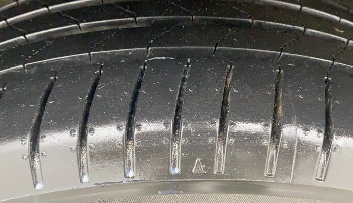 2018 Maruti Baleno ALPHA PETROL 1.2, Petrol, Manual, 96,819 km, Right Rear Tyre Tread