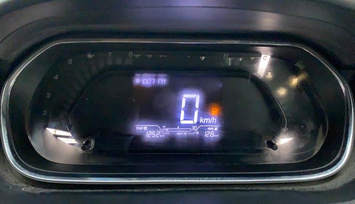 2020 Tata Tiago XE PETROL, Petrol, Manual, 28,664 km, Odometer Image