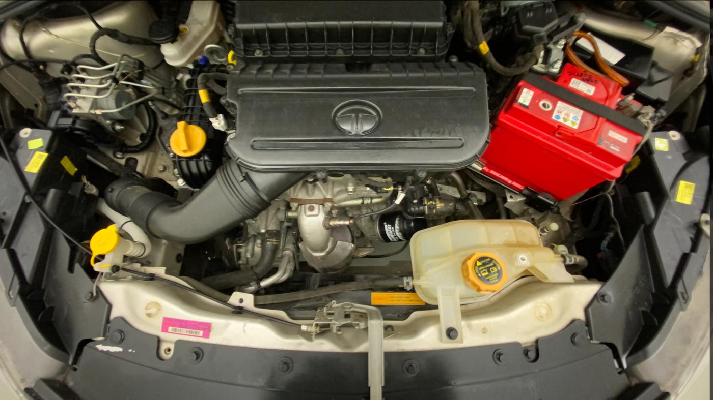2020 Tata Tiago XE PETROL, Petrol, Manual, 28,664 km, Open Bonet