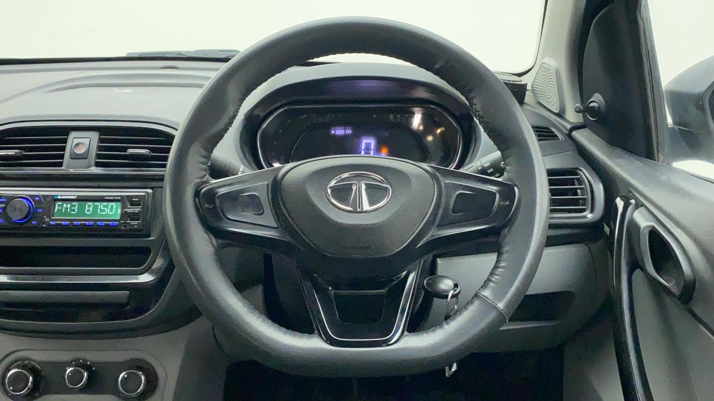2020 Tata Tiago XE PETROL, Petrol, Manual, 28,664 km, Steering Wheel Close Up