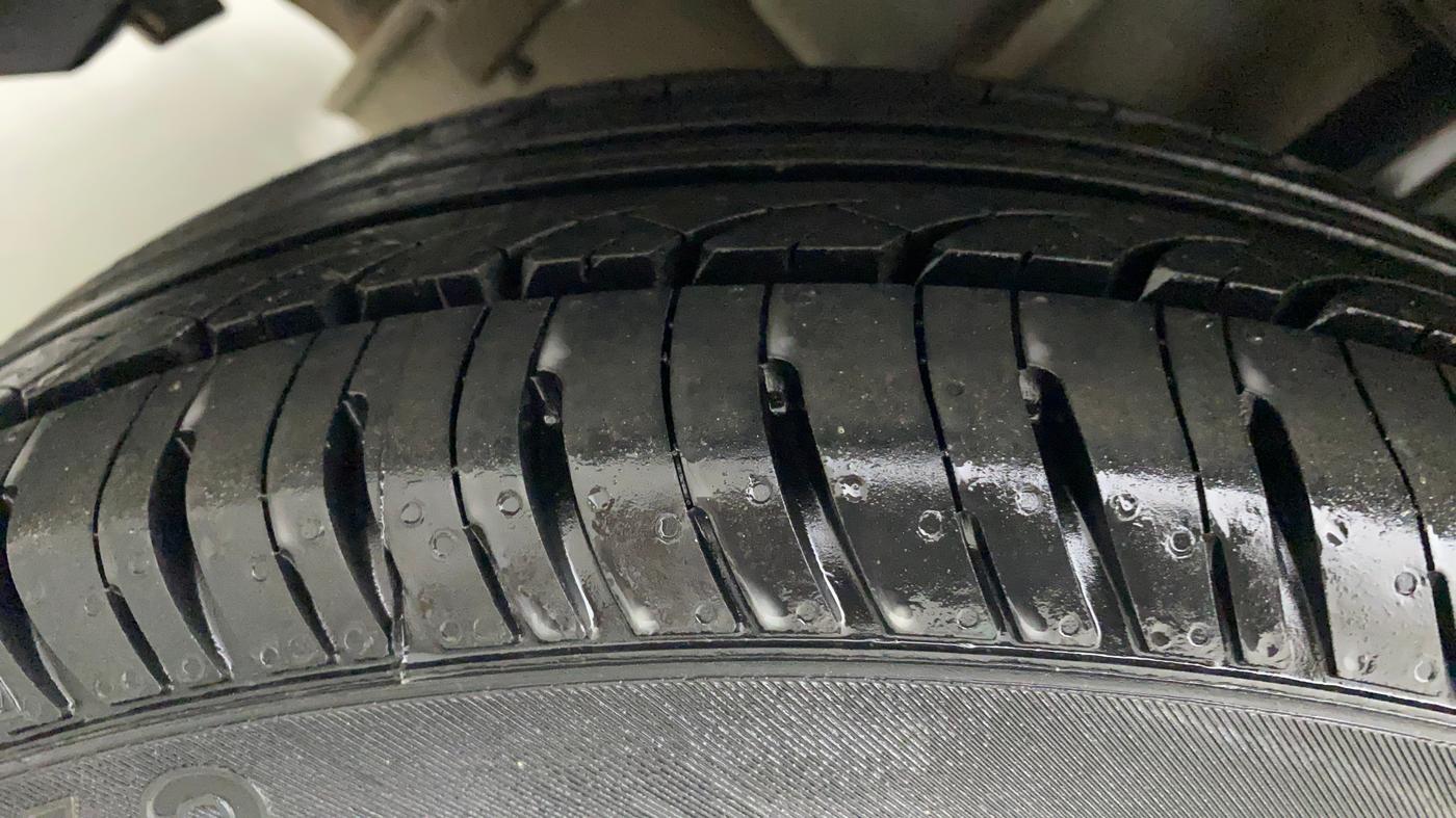 2020 Tata Tiago XE PETROL, Petrol, Manual, 28,664 km, Right Rear Tyre Tread