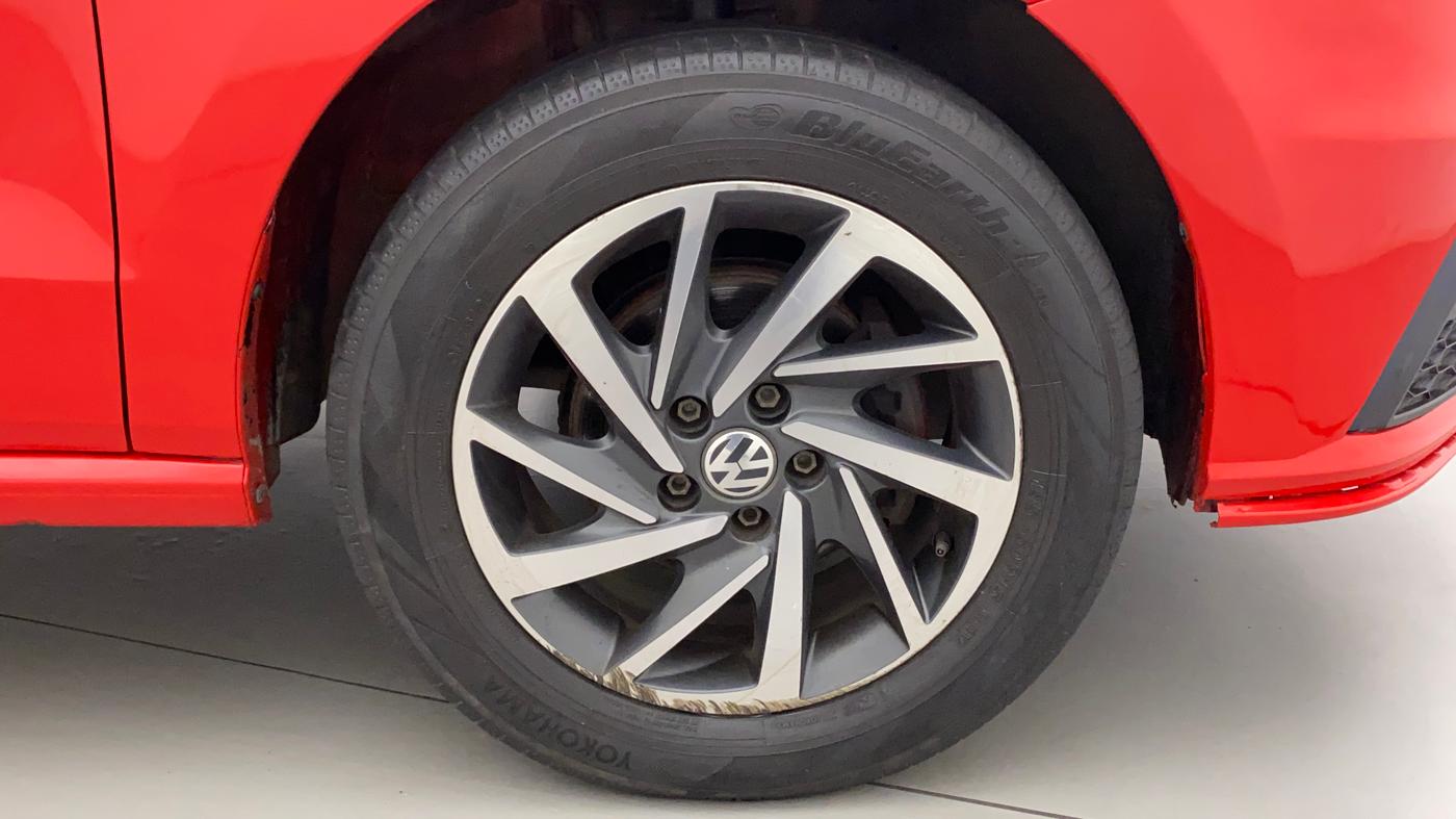 2019 Volkswagen Polo COMFORTLINE 1.0L MPI, Petrol, Manual, 54,826 km, Right Front Wheel