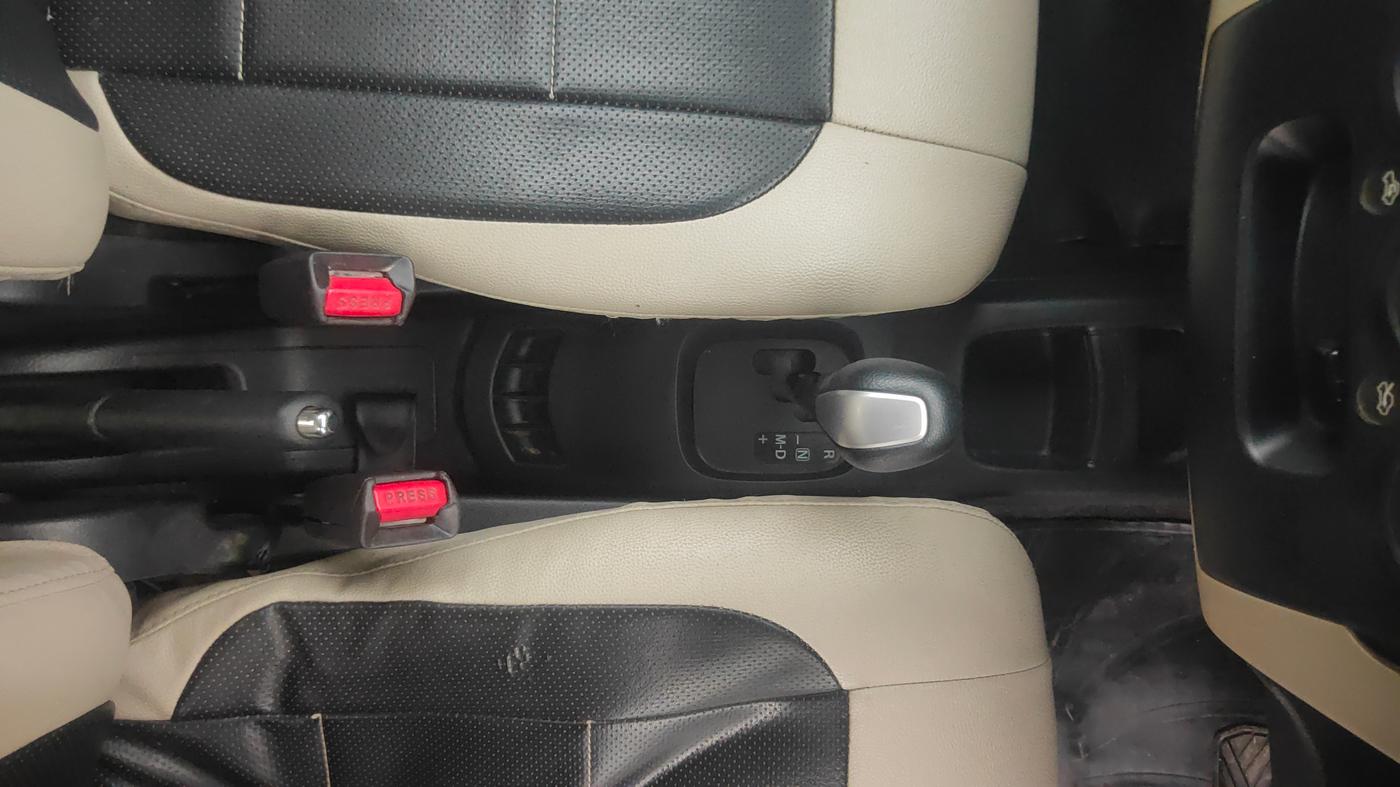 2018 Maruti Wagon R 1.0 VXI AMT, Petrol, Automatic, 89,022 km, Gear Lever