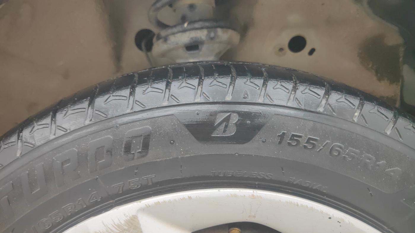2018 Maruti Wagon R 1.0 VXI AMT, Petrol, Automatic, 89,022 km, Right Front Tyre Tread