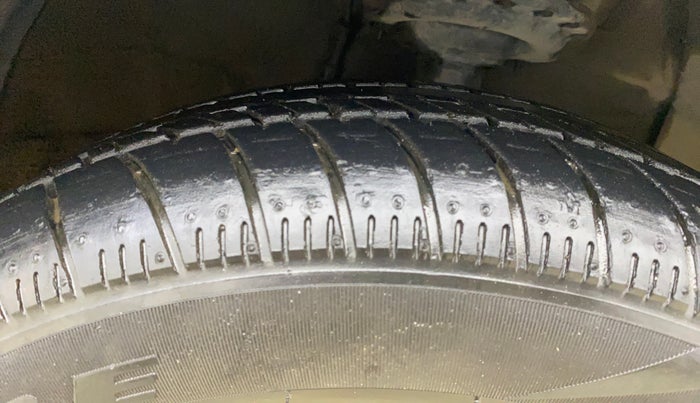 2014 Hyundai Grand i10 ASTA 1.2 KAPPA VTVT, Petrol, Manual, 34,466 km, Right Front Tyre Tread