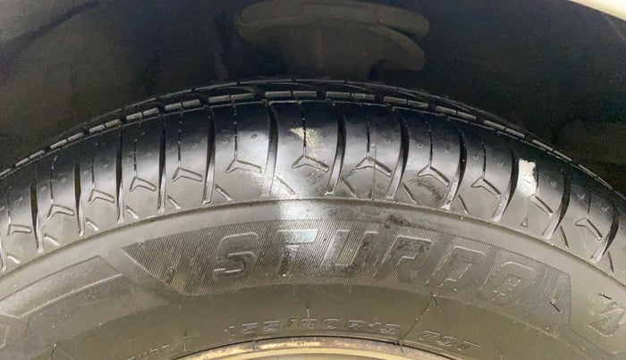 2013 Hyundai i10 ERA 1.1, Petrol, Manual, 83,326 km, Right Front Tyre Tread