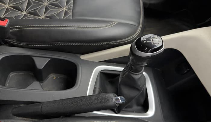 2021 Nissan MAGNITE XL, Petrol, Manual, 90,623 km, Gear Lever
