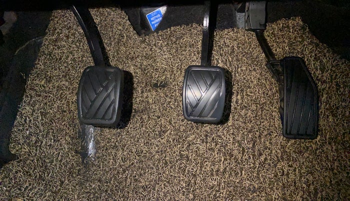 2019 Maruti Baleno DELTA PETROL 1.2, Petrol, Manual, 78,189 km, Pedals