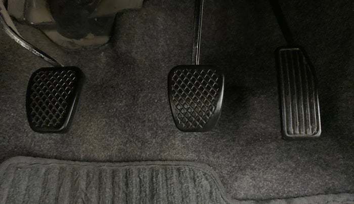 2016 Honda Amaze 1.2 SMT I VTEC, Petrol, Manual, 68,337 km, Pedals