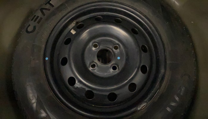 2015 Maruti Swift VXI, Petrol, Manual, 92,771 km, Spare Tyre