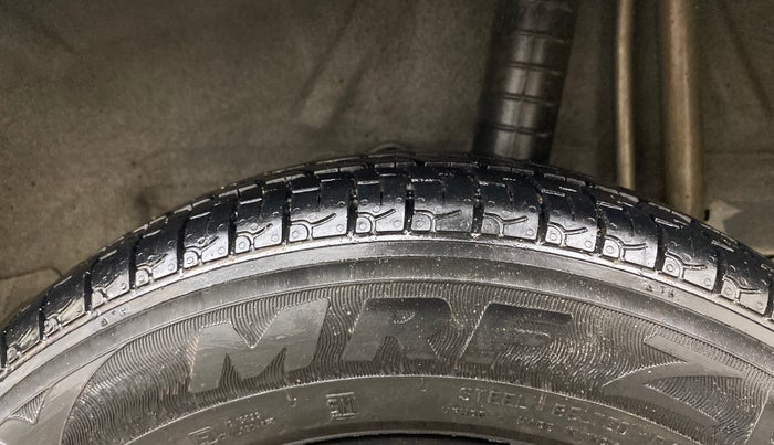 2015 Datsun Go Plus T, Petrol, Manual, 80,669 km, Left Rear Tyre Tread