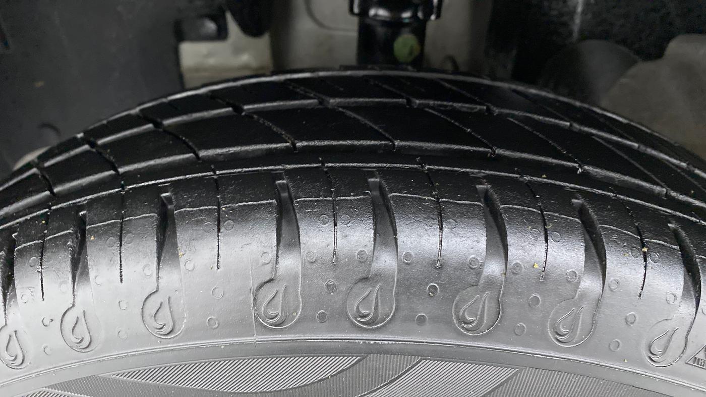 2020 Renault Kwid RXL, Petrol, Manual, 13,443 km, Left Front Tyre Tread