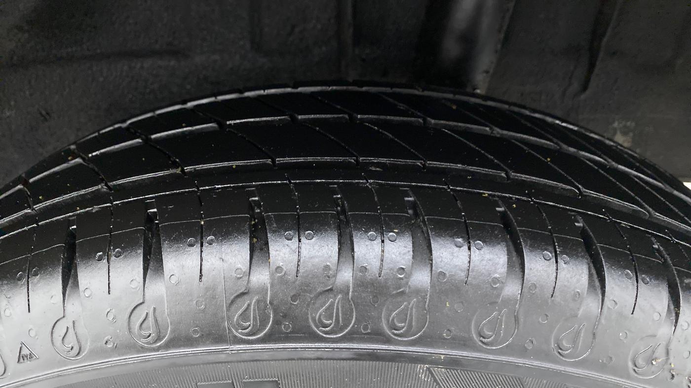 2020 Renault Kwid RXL, Petrol, Manual, 13,443 km, Left Rear Tyre Tread