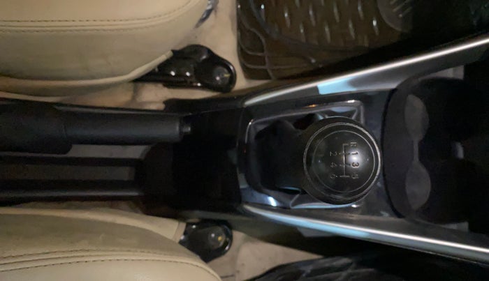 2020 Toyota YARIS J MT, Petrol, Manual, 53,019 km, Gear Lever